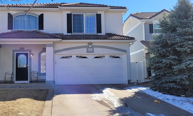 Green Valley Ranch House | Cheerful 3-bedroom residential home.