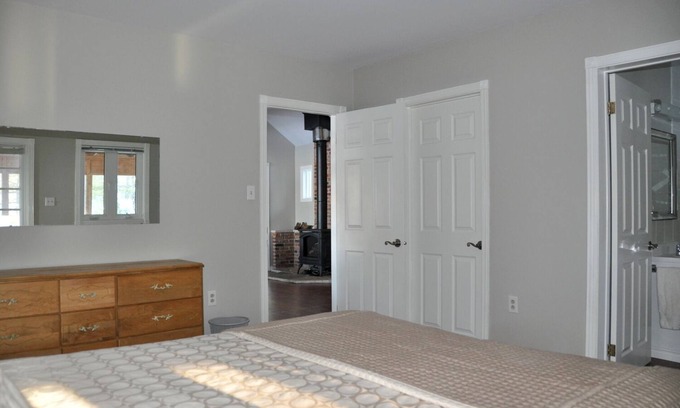 Severn Cottage | Cheerful 3Bed Muskoka Lakeside Cottage