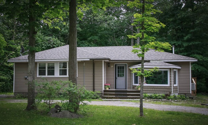 Tay Cottage | Cheerful 4-bedroom cottage in nature setting