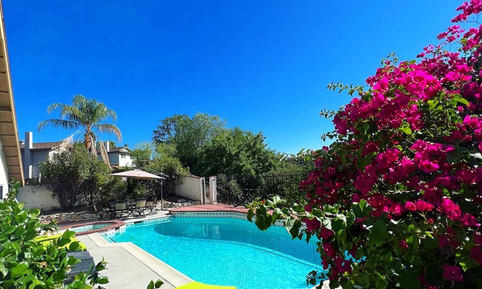 Newhall Villa | Cheerful four bedroom house with charming view!