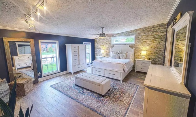 Cedar Lake House | Cheerful, Lake Home with amazing backyard!