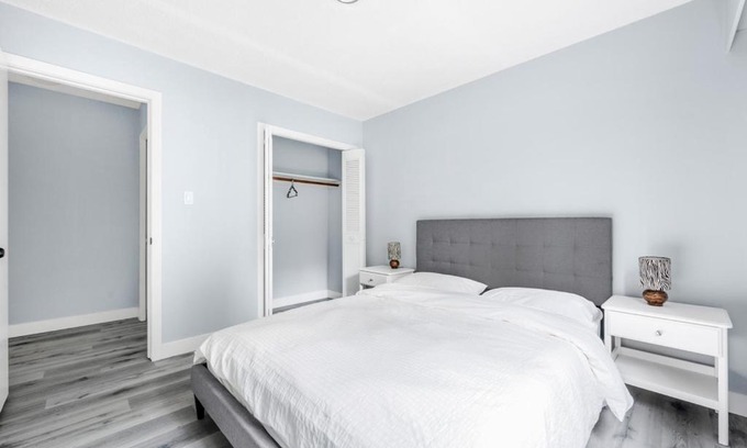 Surrey House | Cheerful Units in Surrey