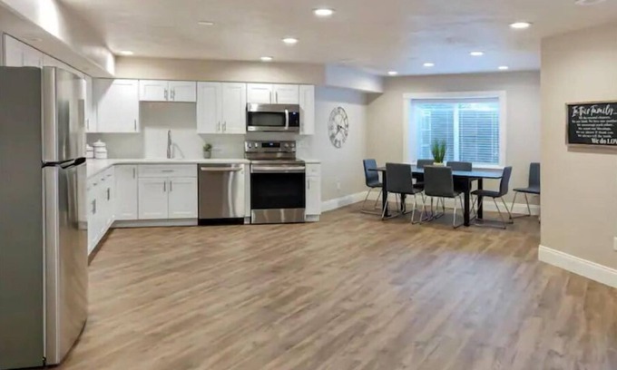 Highland House | Cheery and Bright four Bedroom Walkout Basement