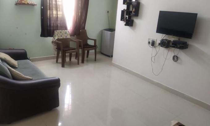 Thoraipakkam Bed & Breakfast | Chennai Home stay