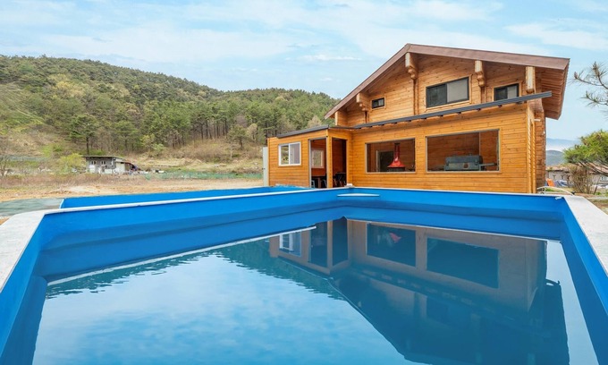 Cheongdo House | Cheongdo Ellago Poolvilla Pension