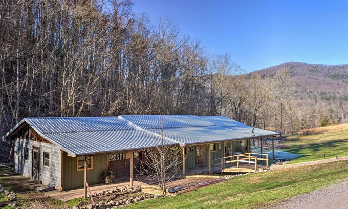 Greeneville Cabin | Cherokee Nat'l Forest Retreat: Renovated Cabin!