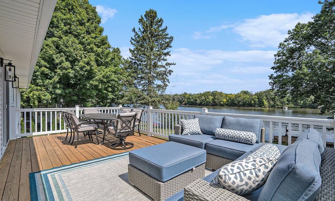 Allegan House | Cherry Blossom