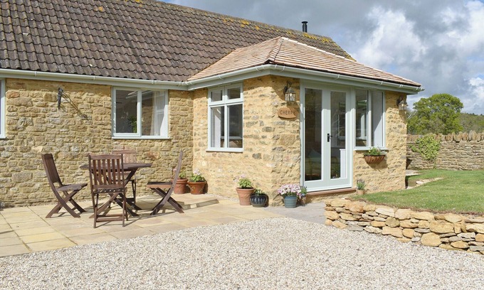 North Perrott Cottage | Cherry Cottage - UKC3990