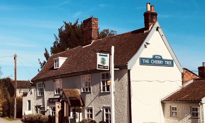 Martlesham Heath Hotel | Cherry Tree Pub