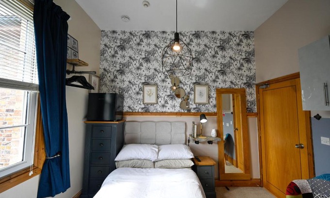 Broseley Apartment | Cherry Tree Studio