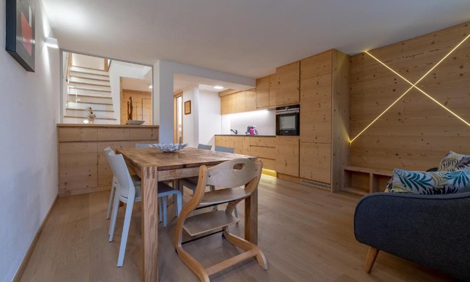 Celerina-Schlarigna Apartment | Chesa Silvretta Duplex