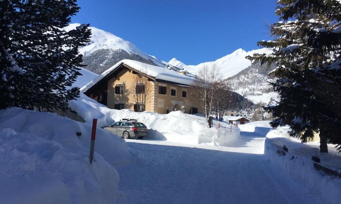 La Punt-Chamues-ch Apartment | Chesa Viletta