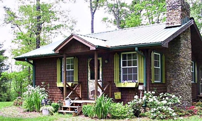 Dahlonega Cabin | CHESTATE RIVER Adorable OLD BEAR LODGE/Cottage