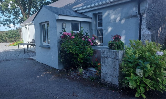 Mayour Other | Chestnut Holiday Cottage in central Ireland