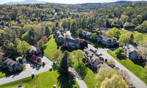 Blowing Rock House | Chetola: Camelia 2