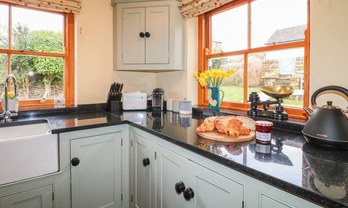 Belper Cottage | Chevin View