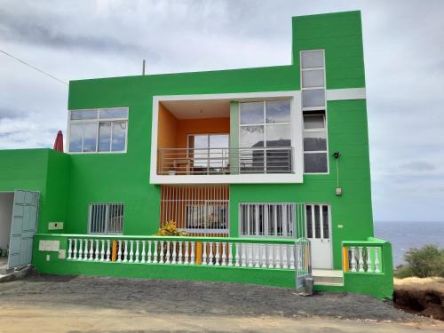Sao Filipe House | chez albino guest house