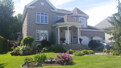 Mercier House | Chez Carole - Établissement d'hébergement de résidence principale sur la Rive-Sud de Montréal