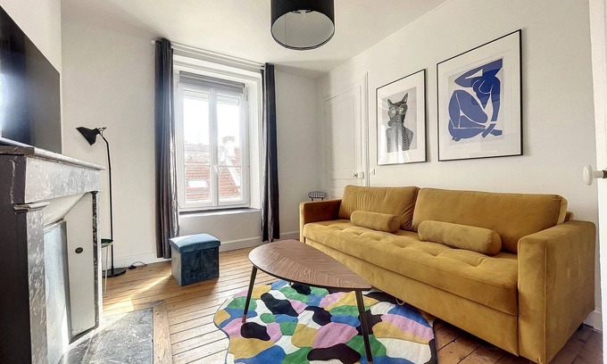 Coutures Apartment | Chez Frida