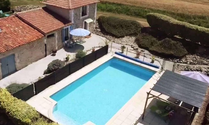 Courgeac Villa | Chez Goret Gites - Gite Skippy Couples only
