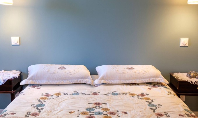 Montdragon House | Chez mamie