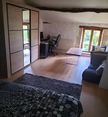 Saint-Martin-De-Lerm House | Chez Marie