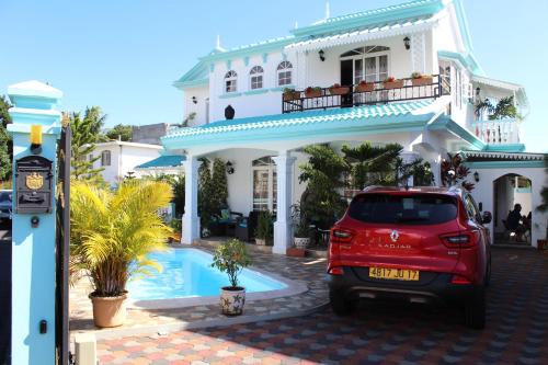 Candos House | Chez Marina