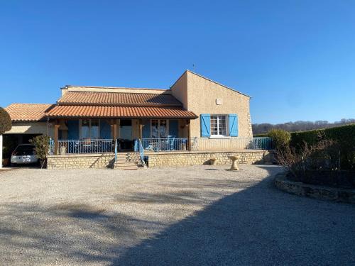 Mane Bed & Breakfast | Chez Nanie