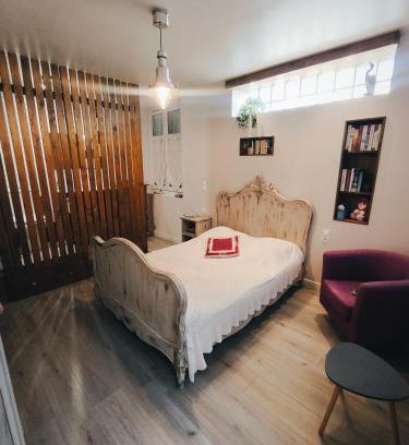Senas Bed & Breakfast | Chez Nine, chambre indépendante avec terrasse