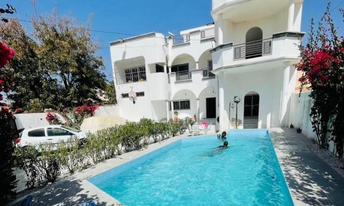 Rufisque House | Chez Tallas