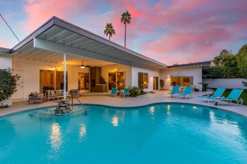 Deepwell Estates Villa | Chi Chi House by ACME House Company