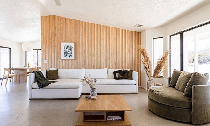 Panorama Heights House | Chi House | Hot Tub, Cowboy Pool & Views!