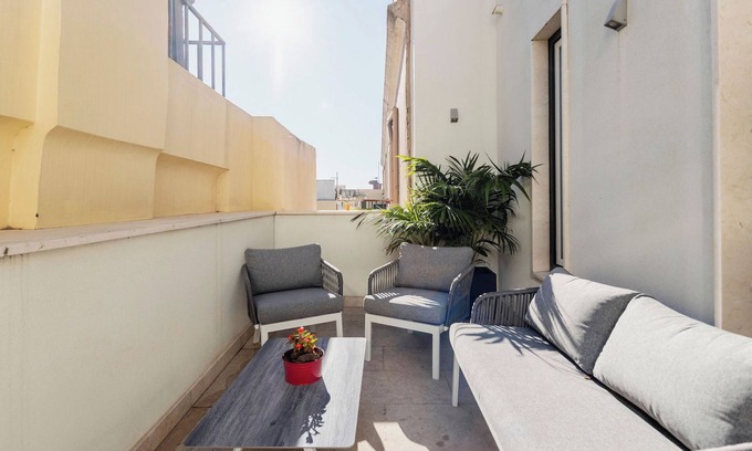 Martires Apartment | Chiado Square - Lisbon Best Apartments