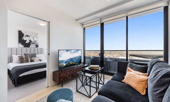 Moonee Ponds Apartment | Chic 1-Bed with City Views, Parking, Gym & Pool