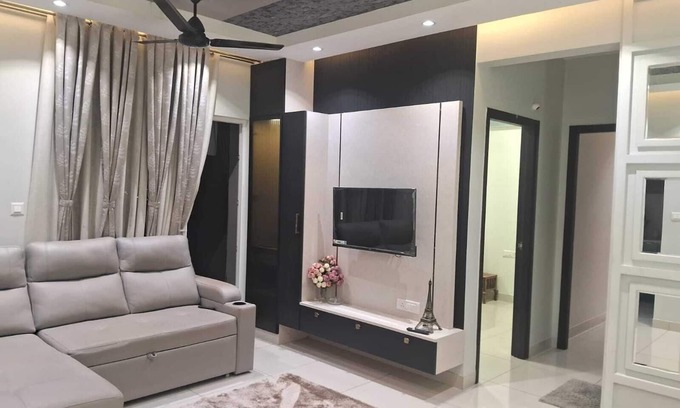 Manchanabele Apartment | Chic 1-bedroom apartment with WiFi, fitness room in vibrant Bengaluru
