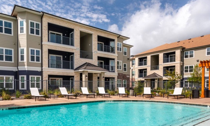 Baytown Apartment | Chic 1-bedroom apartment with fitness room and WiFi in Baytown