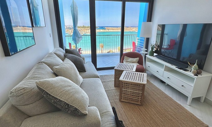 Aqaba Apartment | Chic 1-bedroom in Ayla Aqaba with Sea View