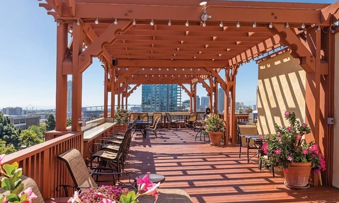 Cortez Hill Apartment | Chic 1-bedroom with AC, WiFi, fitness room in pleasant San Diego
