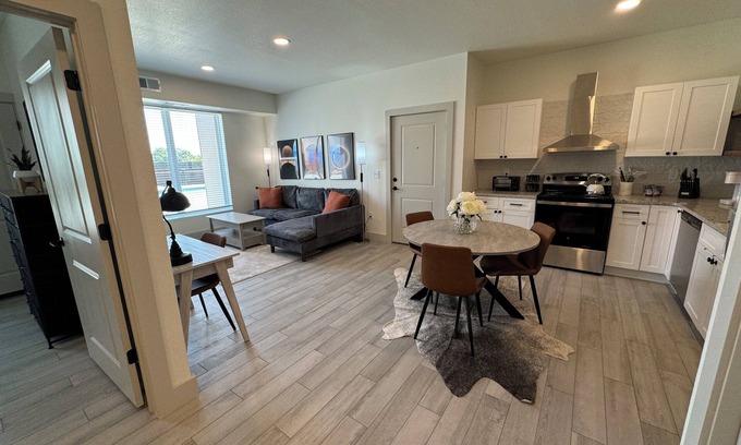Wichita Apartment | Chic 1-bedroom with fitness room, WiFi in fabulous Wichita