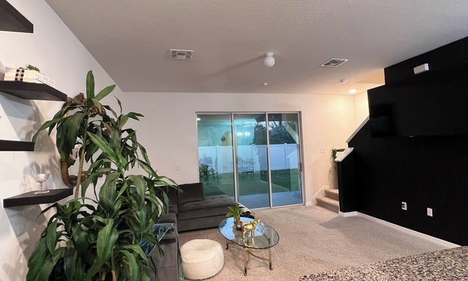 Bloomingdale House | Chic 2-bed 1.5-bath townhouse in a secure community, adventures await nearby!n