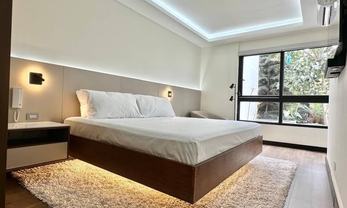 Sector 1 Apartment | Chic 2-bedroom apartment in charming San Isidro with AC, fitness room, WiFi