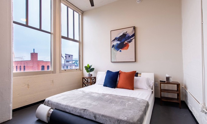 West Main Historic District Condo | Chic 2BR Open Loft with Amazing View (centrally located in downtown Louisville)