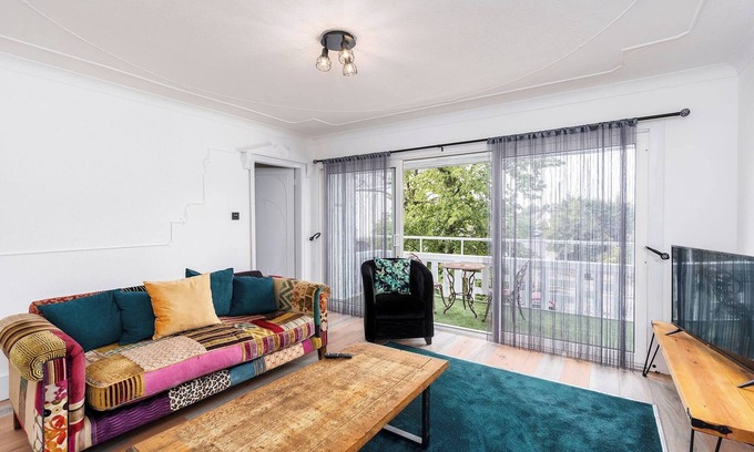 Chapeltown House | Chic 3BR Home with Balcony & Free Parking