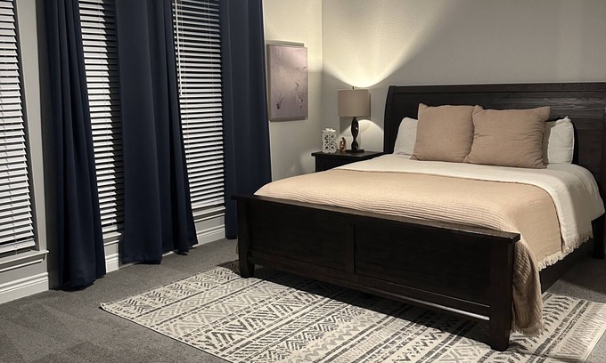 Forney House | Chic 4-bedroom house with AC and WiFi in welcoming Forney