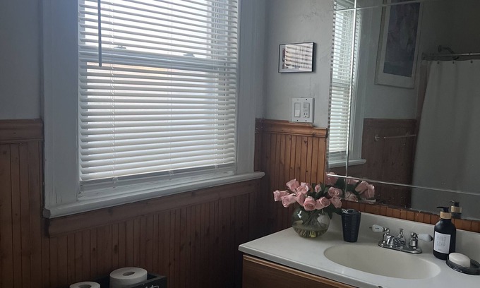 Montclair Apartment | Chic and cozy Montclair Apartment w/easy and quick NYC commute. Pet friendly!