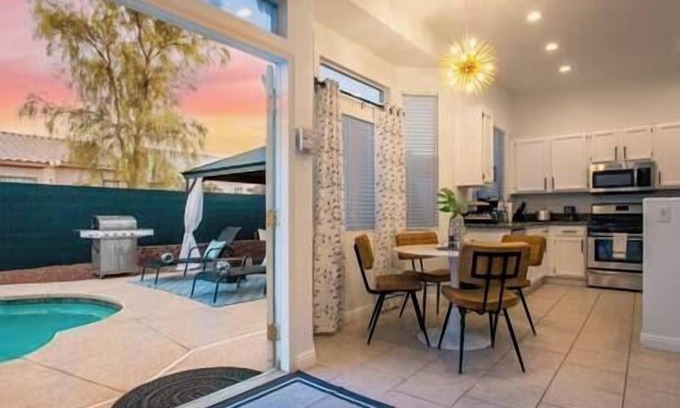 North Las Vegas House | Chic and Modern 3BD Home with Pool & Pool Table