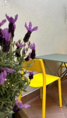 Mataro Apartment | Chic apartment beach