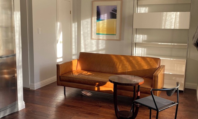 Crown Heights Apartment | Chic apartment in cool Brooklyn with WiFi, AC