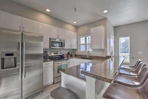 Downtown Boise Apartment | Chic Boise Abode Walk to Bars and Restaurants!