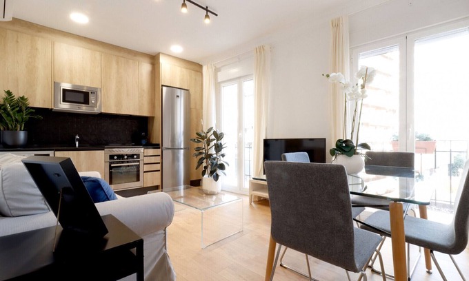Puerta del Angel Apartment | Chic City Apartment in Madrid